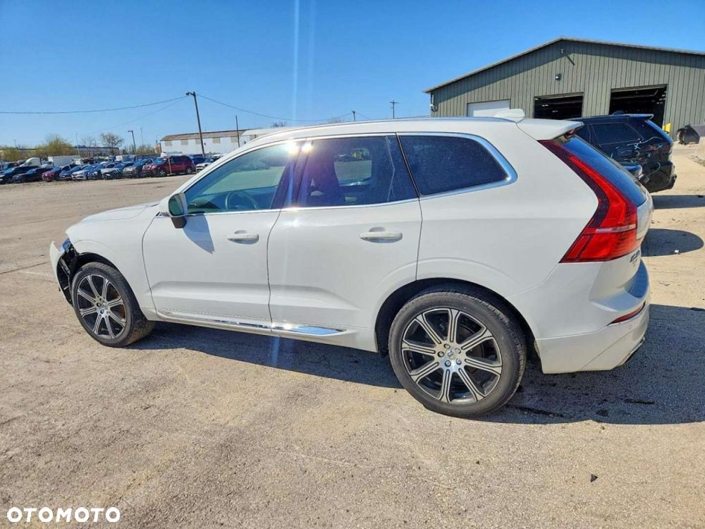 Volvo XC 60 T5 AWD Inscription - 4