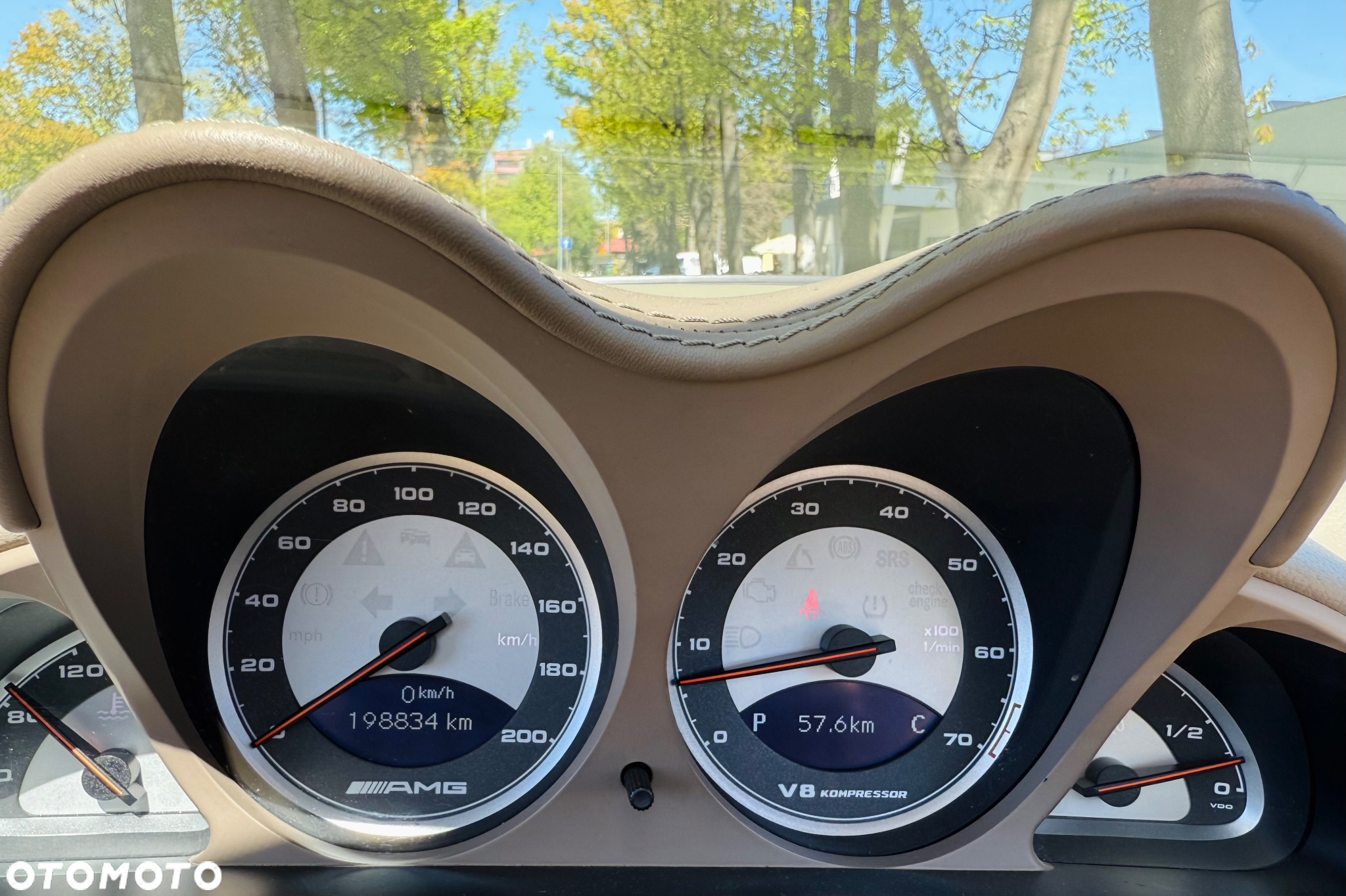 Mercedes-Benz SL 55 AMG - 22