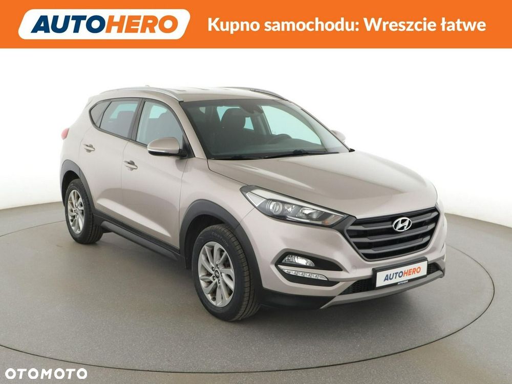 Hyundai Tucson 2.0 CRDi 4WD Automatik Advantage - 11