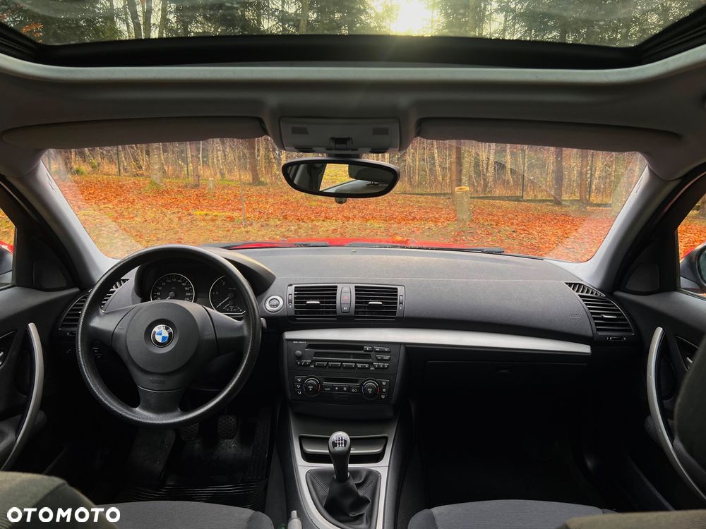 BMW Seria 1 118d DPF - 8