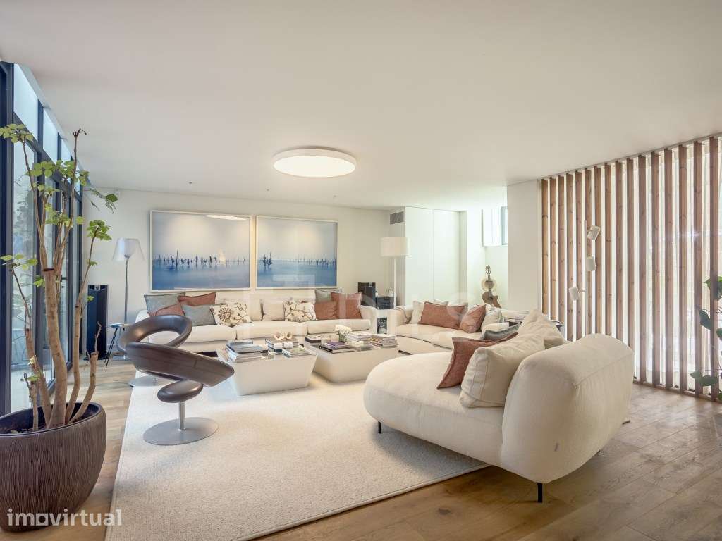 Loft T4 duplex com dois terraços, piscina e garagem em Belém - Grande imagem: 3/55