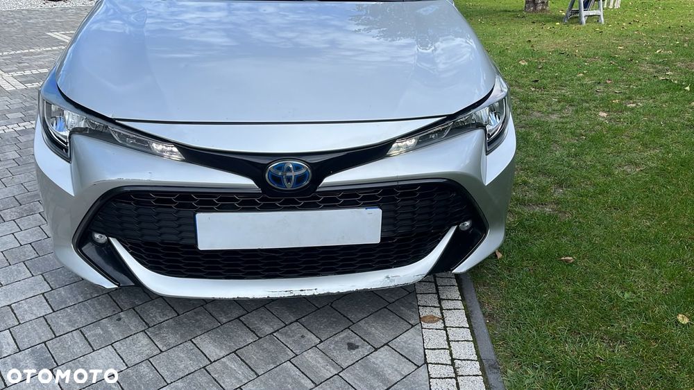 Toyota Corolla 1.8 Hybrid Team Deutschland - 3