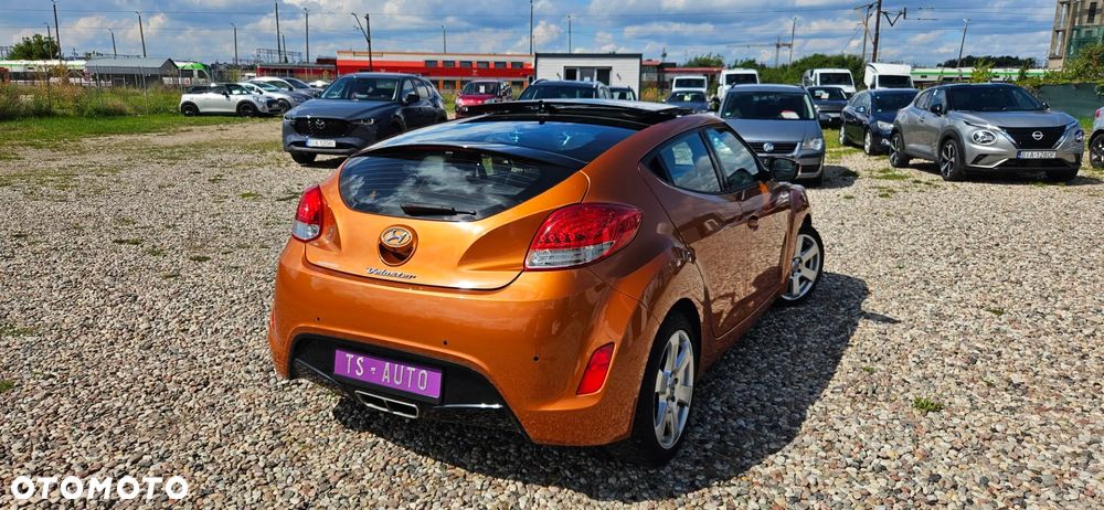 Hyundai Veloster - 6
