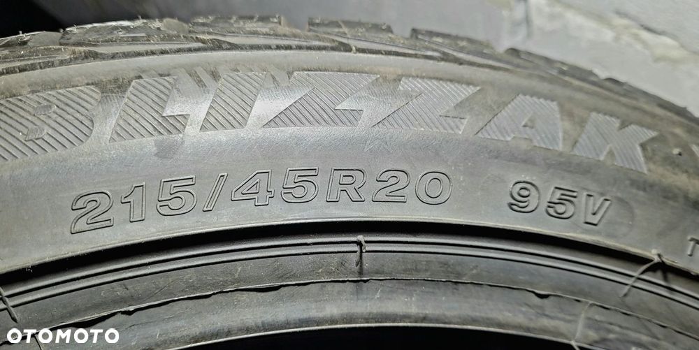 1x Bridgestone Blizzak LM-32 215/45R20 95V Z597A - 5