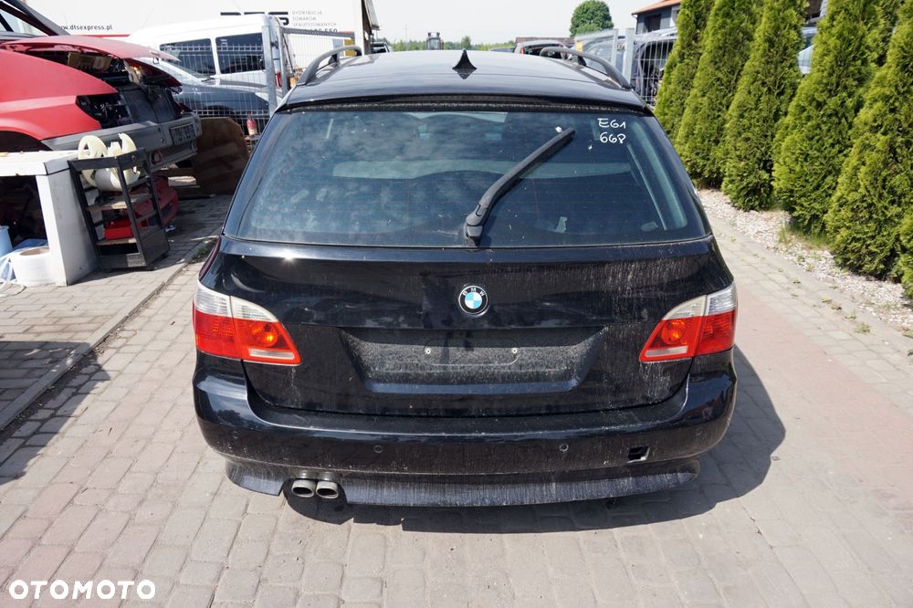BMW 5 E61 KOMBI 2005 668 2.5 D M57D25 177KM GA6HP26Z CZARNY na części - 4