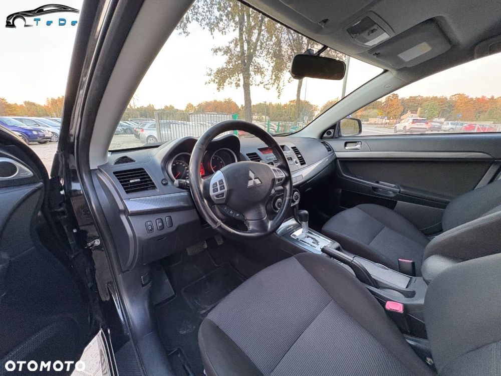 Mitsubishi Lancer - 18