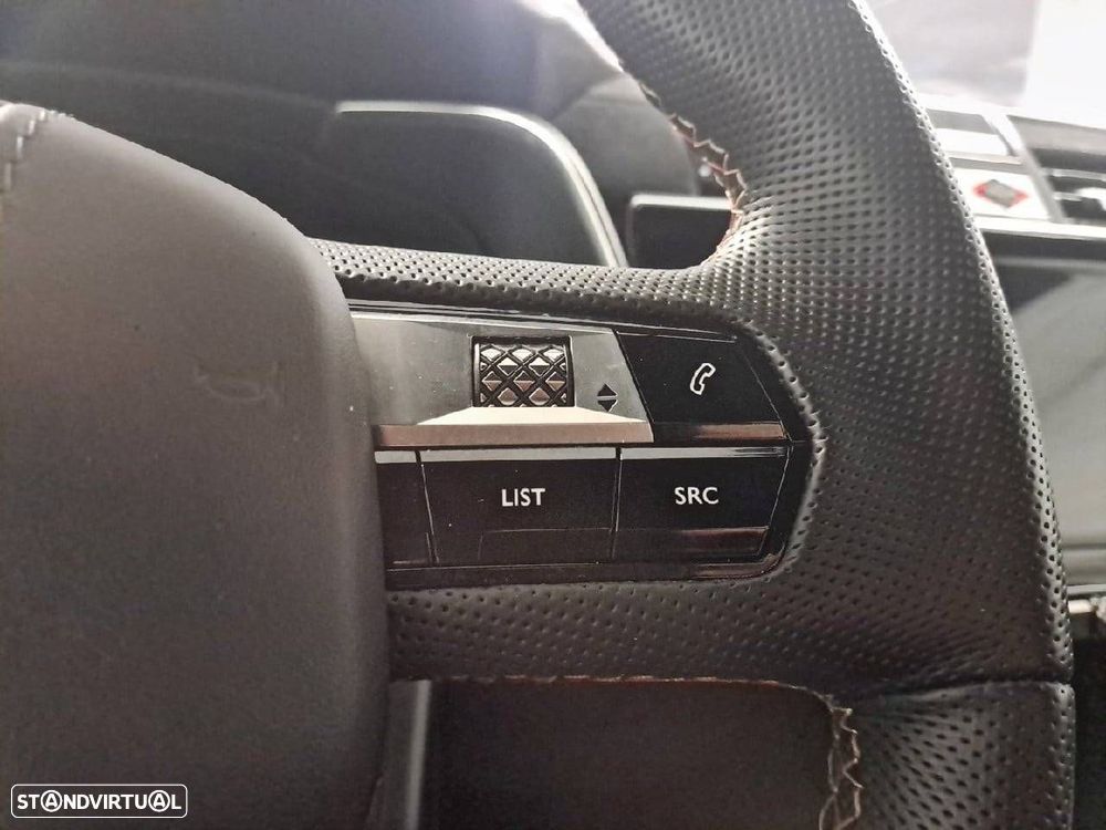 DS DS7 1.5 BlueHDi Pallas EAT8 - 17