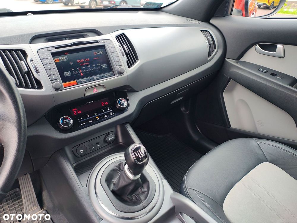 Kia Sportage 1.6 GDI Business Line L 2WD - 24