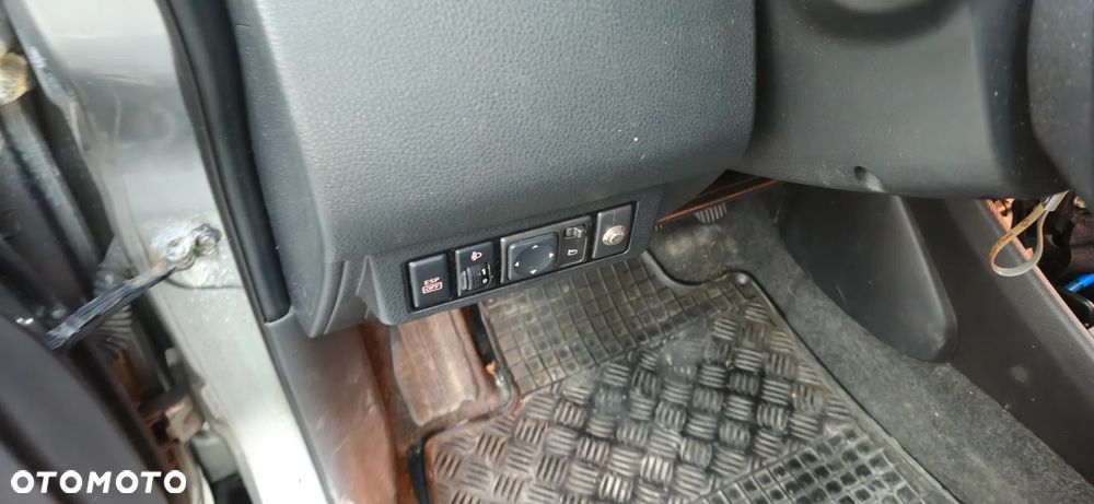 Nissan Tiida 1.6 Acenta - 9