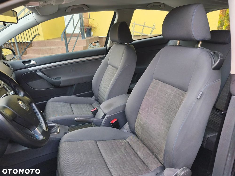 Volkswagen Golf 1.6 Tour Edition - 11