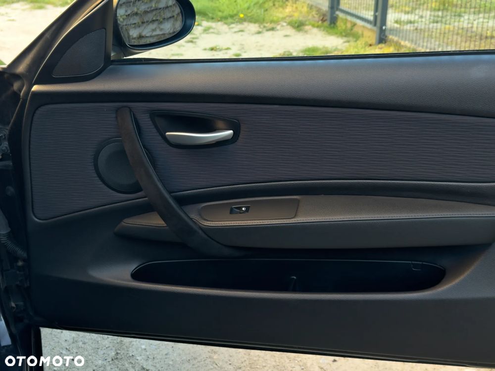 BMW Seria 1 120d DPF Edition Sport - 28