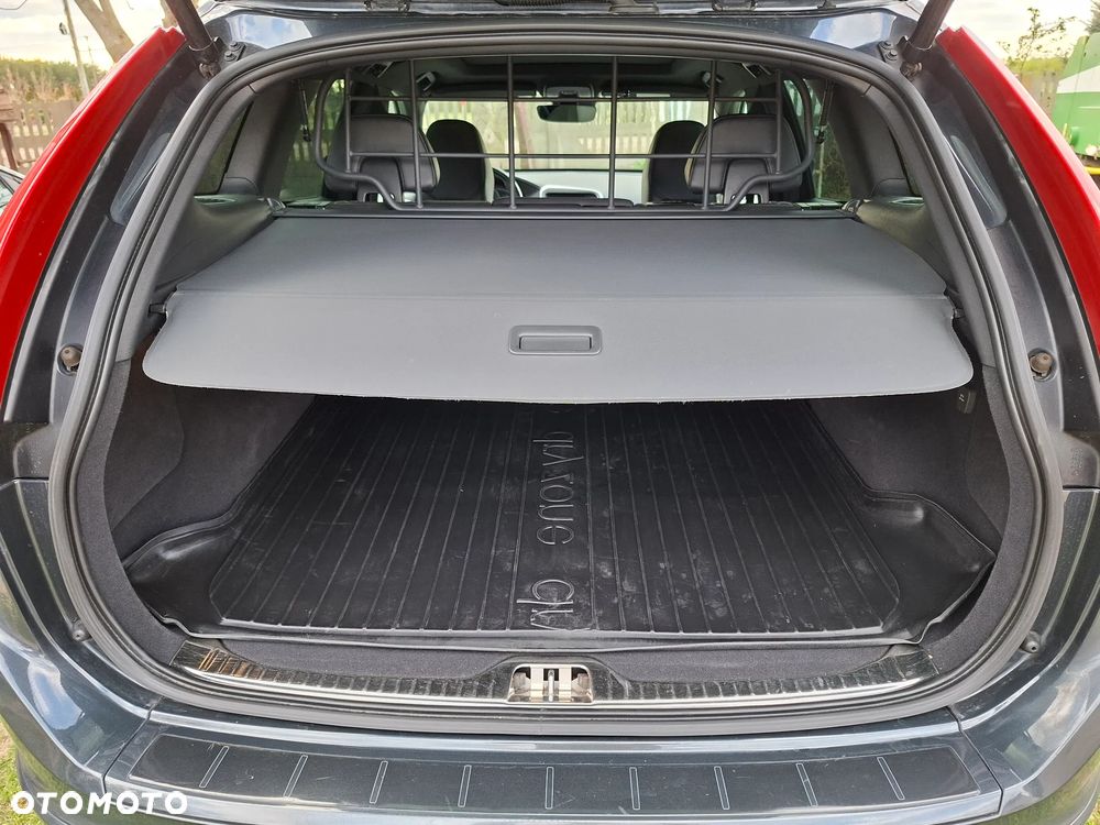 Volvo XC 60 D4 Geartronic RDesign - 34