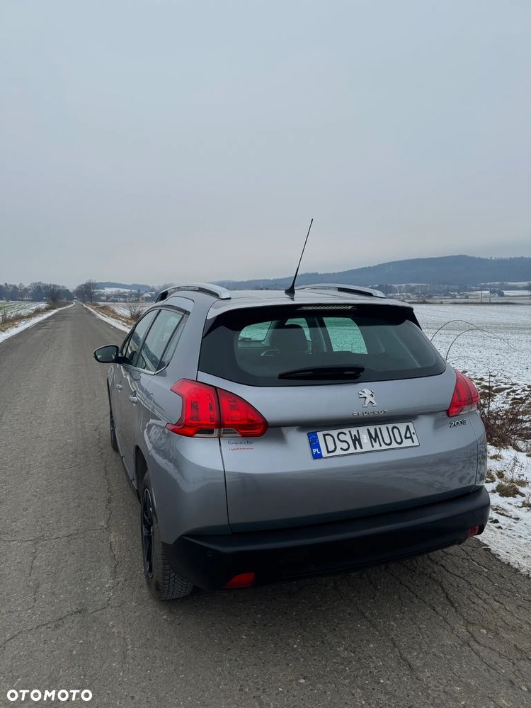 Peugeot 2008 - 5