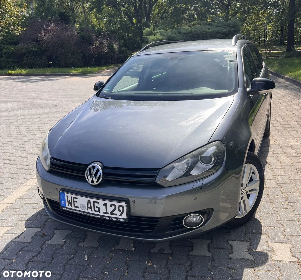 Volkswagen Golf - 1