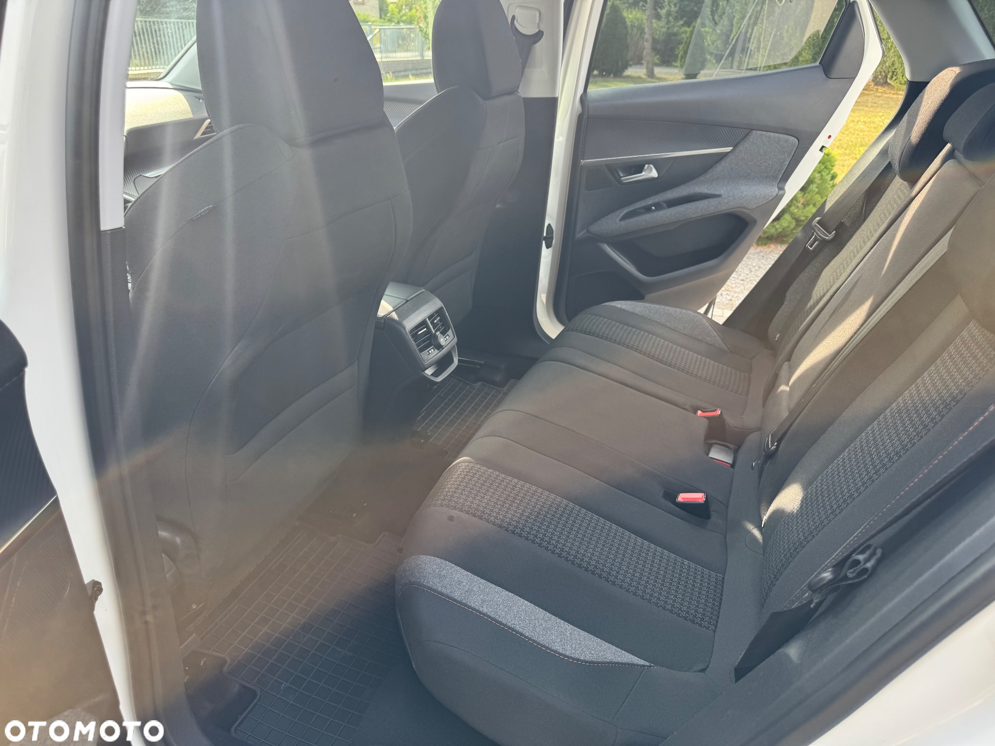 Peugeot 3008 1.2 PureTech Access - 21