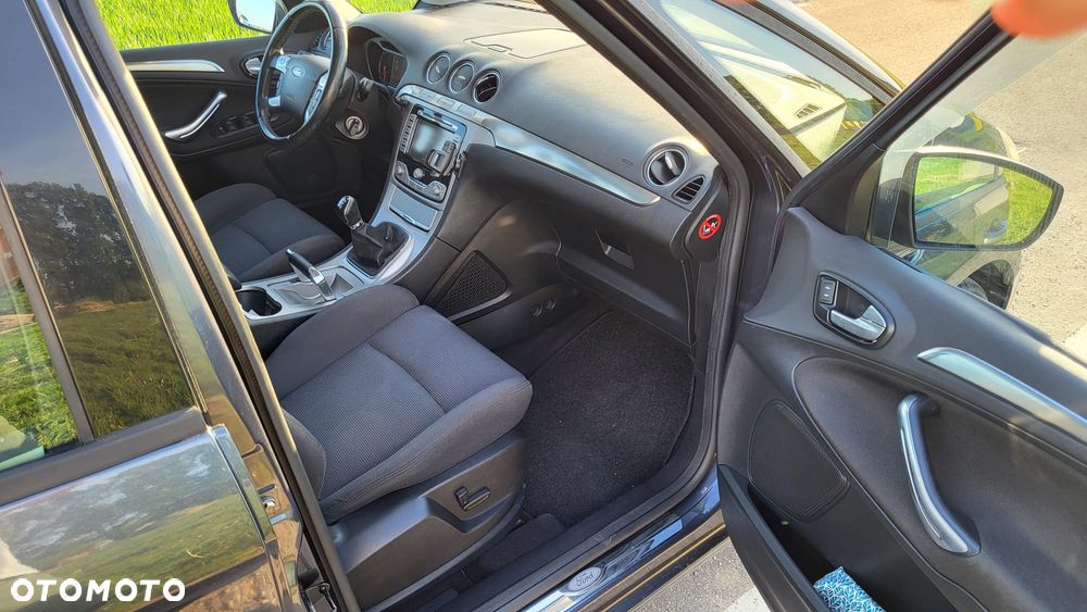 Ford S-Max 2.0 Titanium - 4