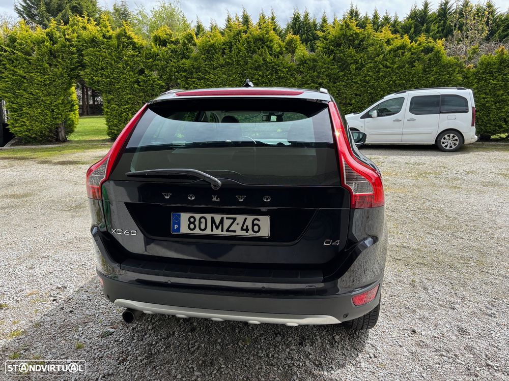 Volvo XC 60 2.0 D4 Summum Geartronic - 5