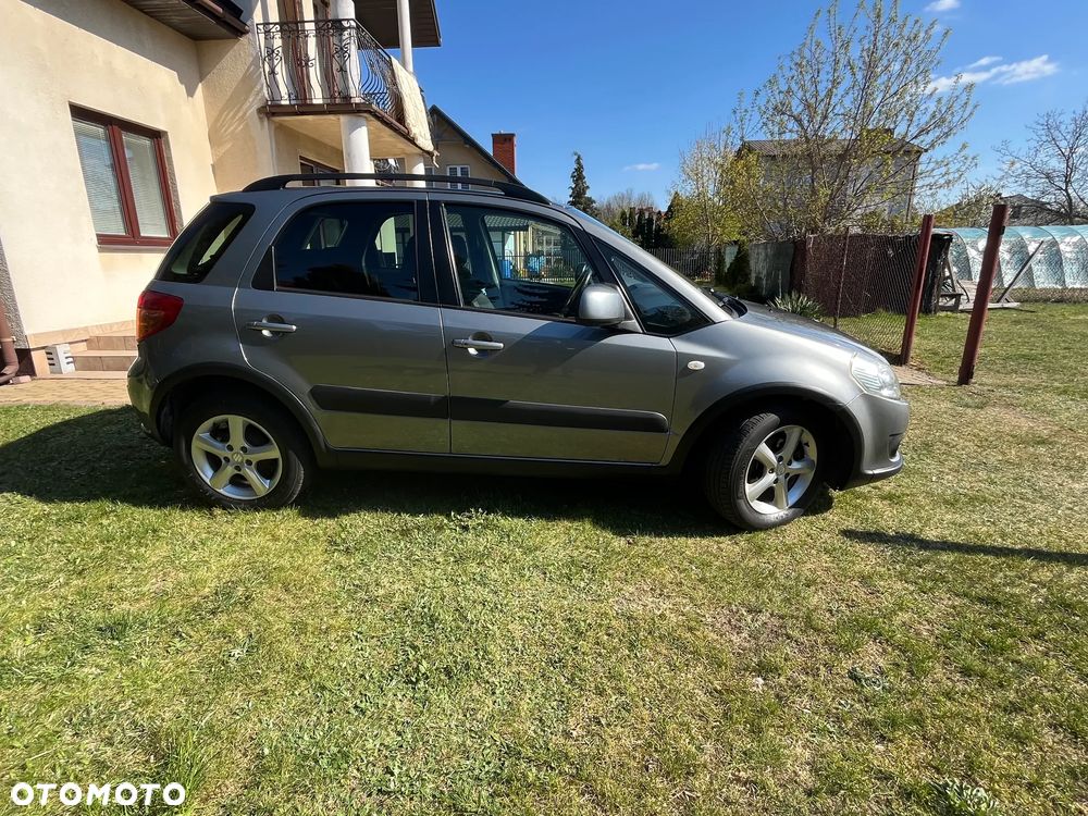 Suzuki SX4 1.6 VVT 4x2 Comfort - 14