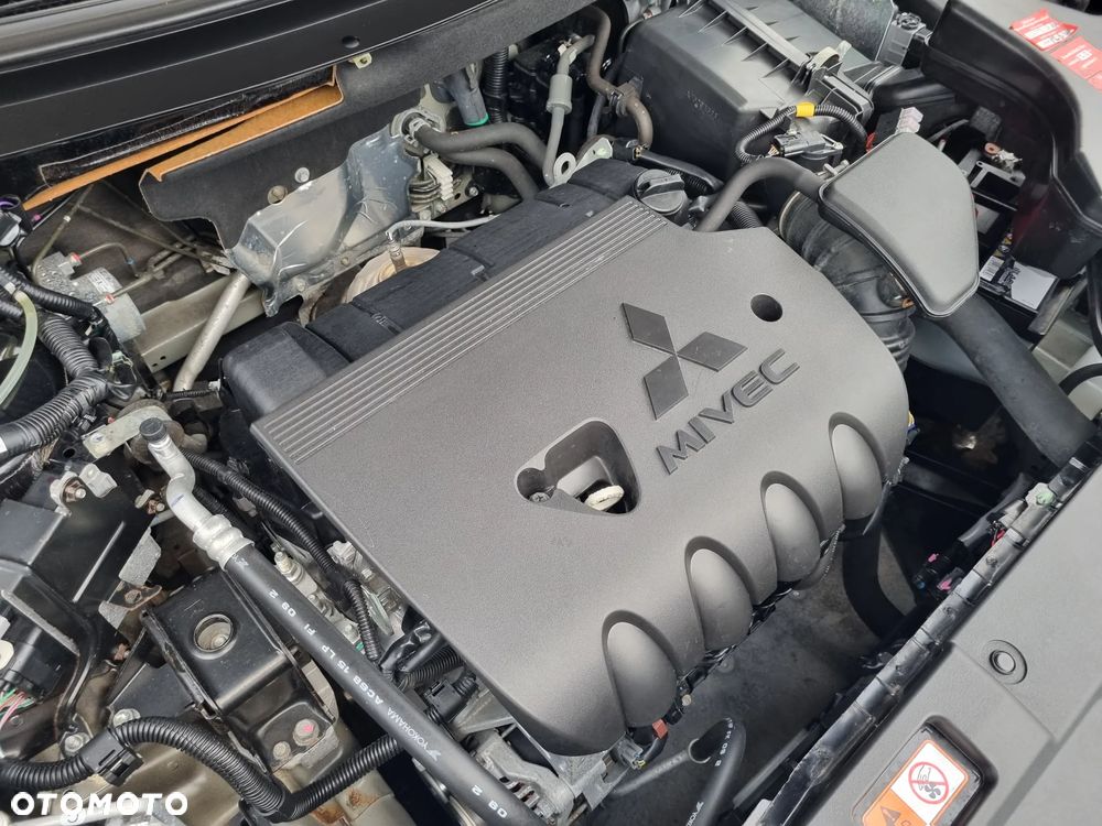 Mitsubishi Outlander 2.0 2WD Edition 100 - 36