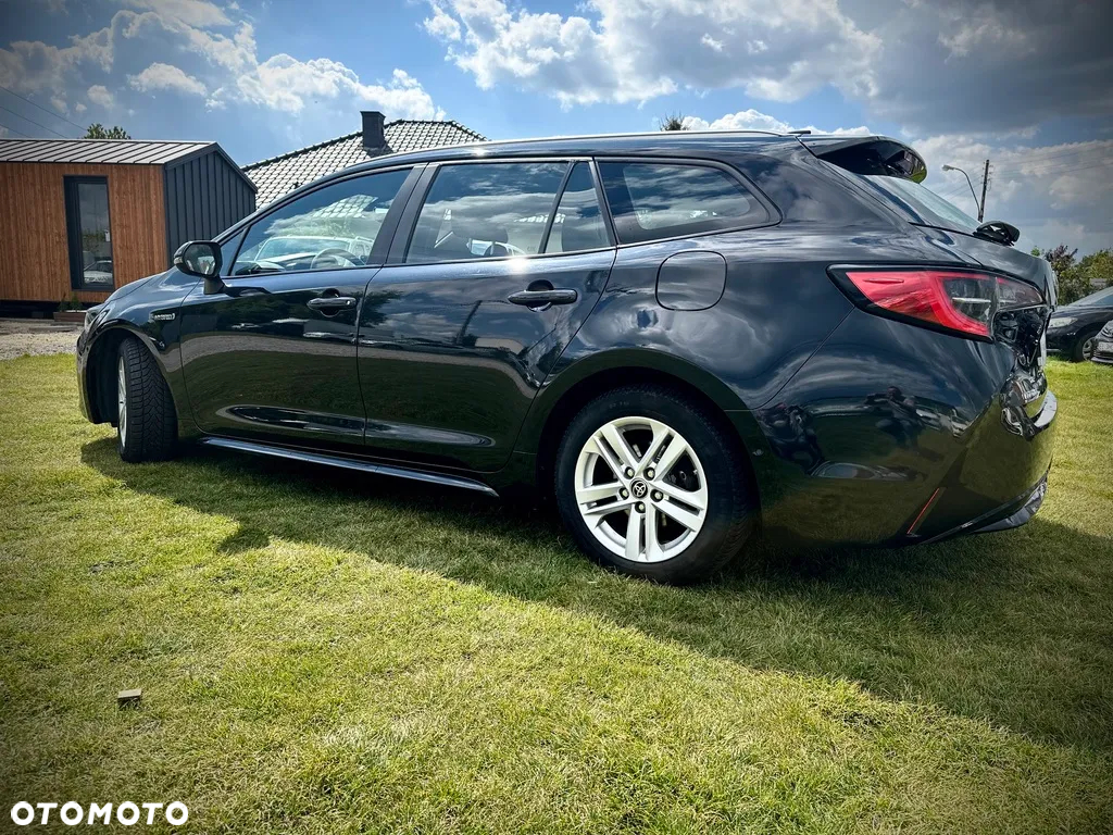 Toyota Corolla 1.8 Hybrid Comfort - 7