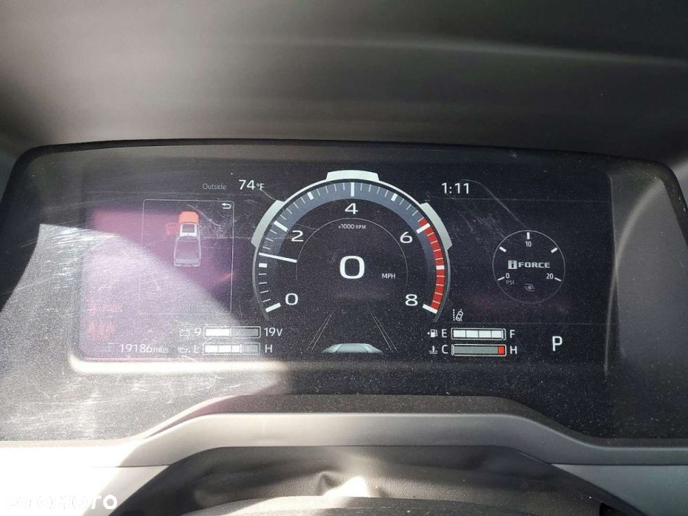 Toyota Tundra - 10