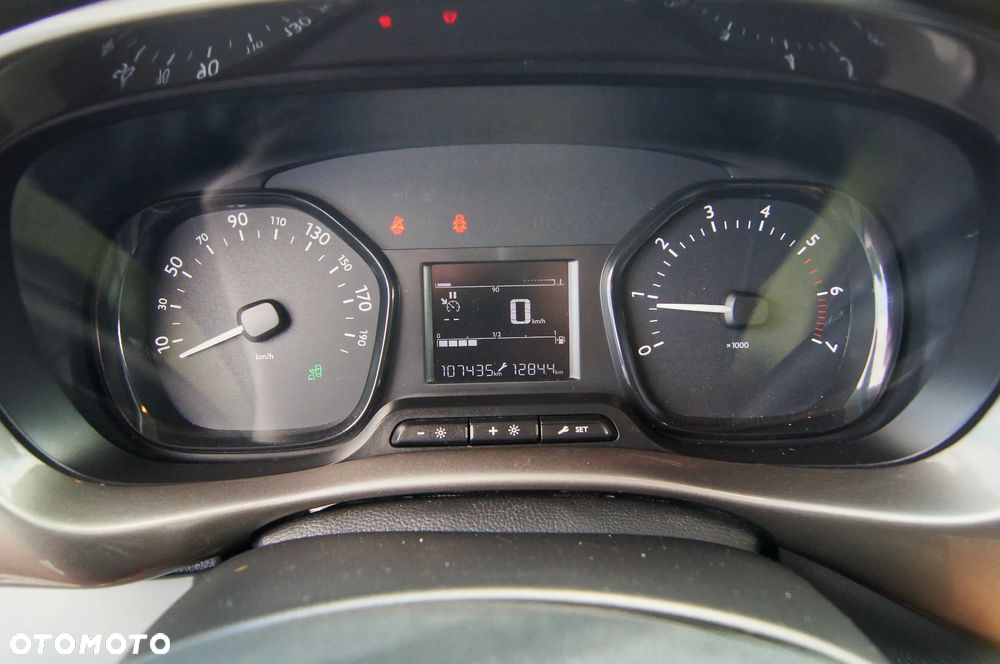 Toyota Proace - 13