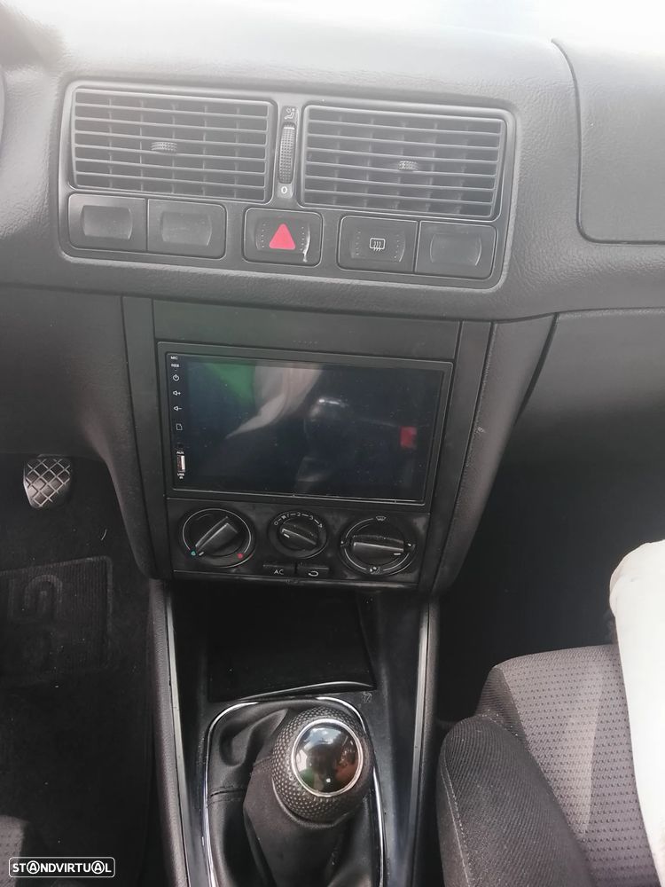 VW Golf 1.4i Confortline JE+AC - 2