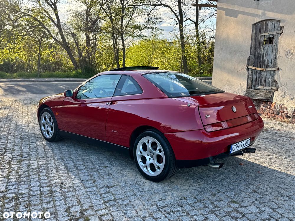 Alfa Romeo GTV 2.0 Twin Spark Base - 17
