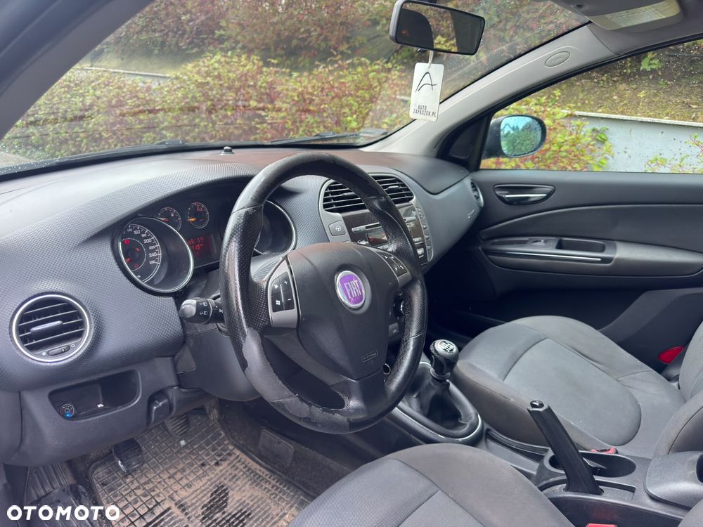 Fiat Bravo 1.4 16V Dynamic - 6