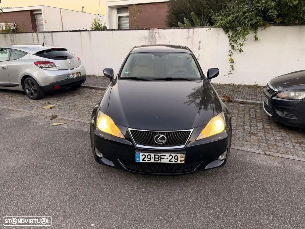 Lexus IS 300