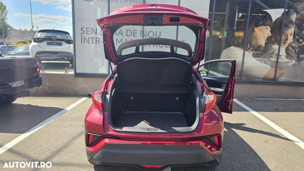 Toyota C-HR - 12