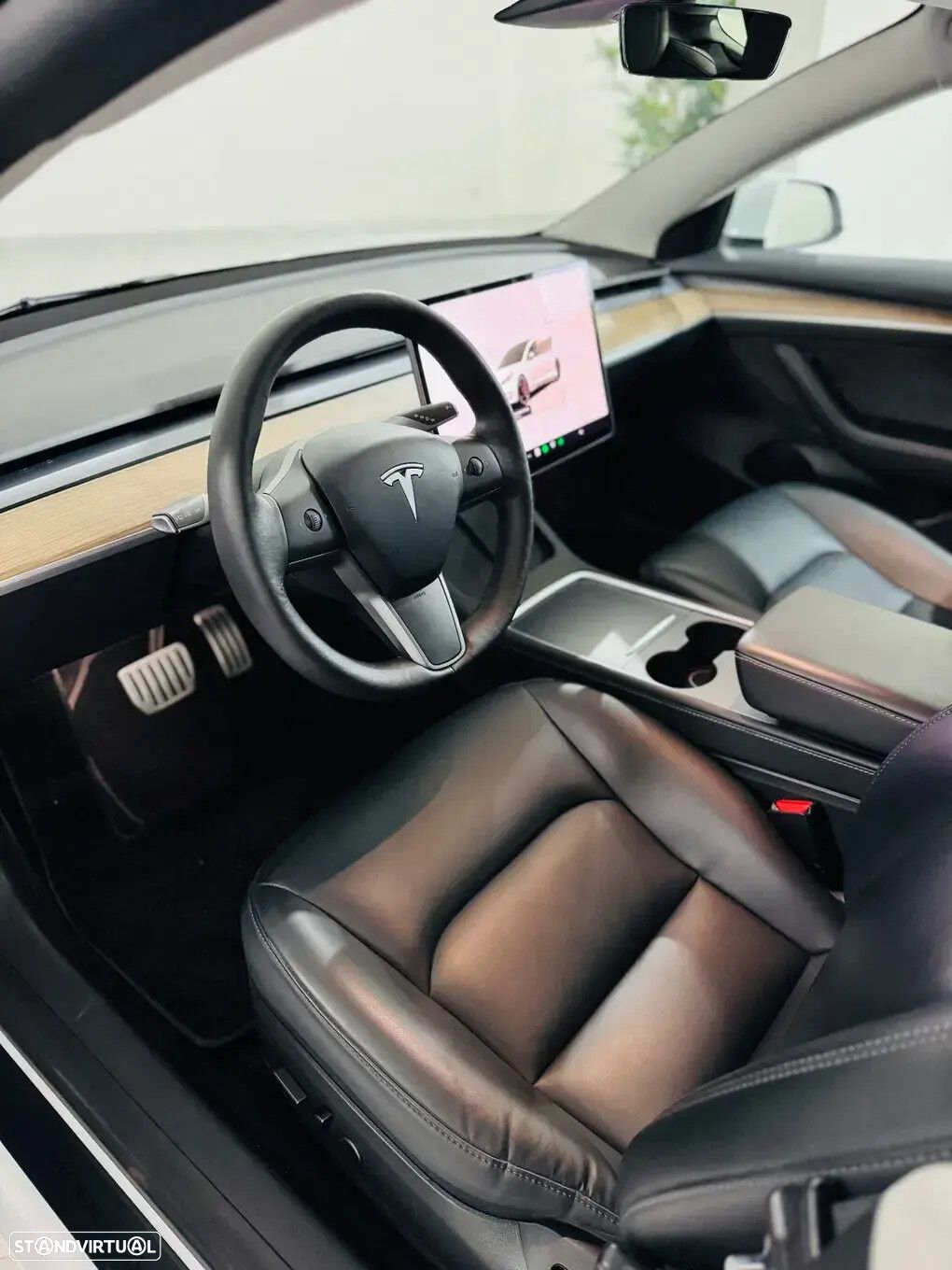Tesla Model 3 - 9