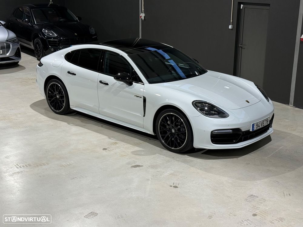Porsche Panamera 4 E-Hybrid - 2