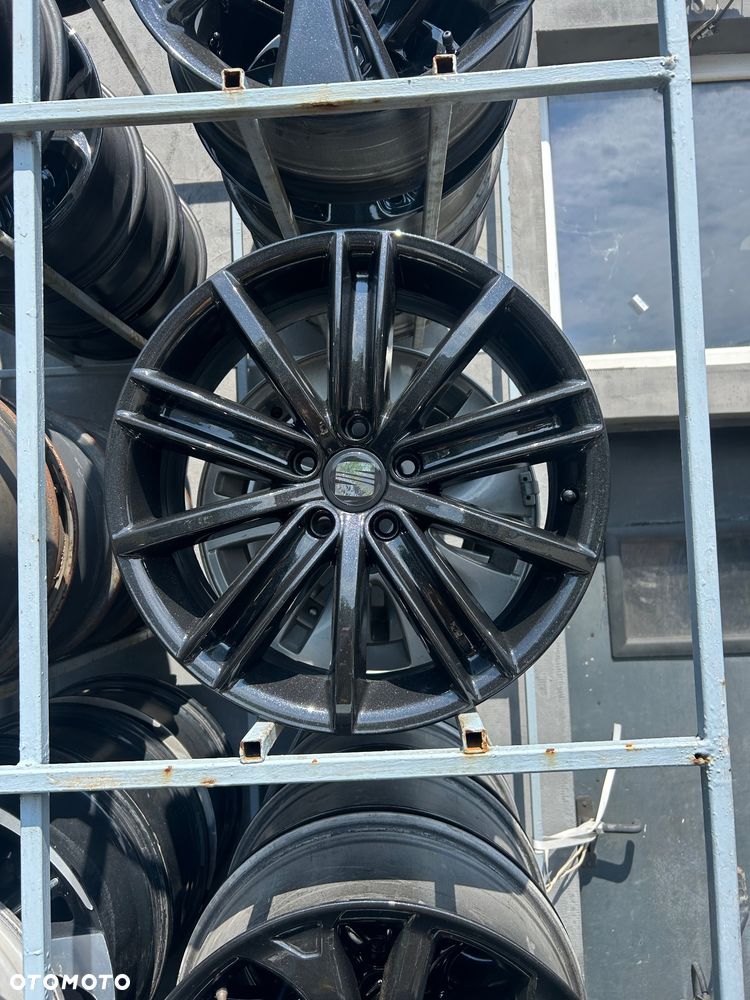 Alufelgi Seat 18 cali 5x112 Audi Volkswagen Skoda Czarne - 2