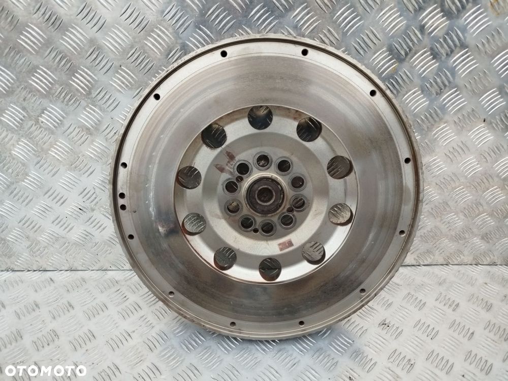 KOŁO ZAMACHOWE SCANIA SUPER 420 460 500 - 2