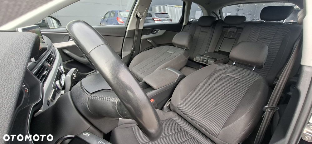 Audi A4 Avant 2.0 TDI design - 19