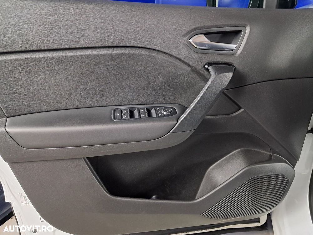 Renault Captur - 21