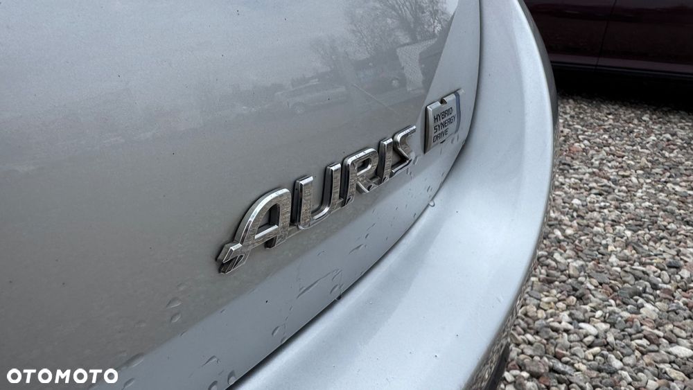 Toyota Auris Hybrid 135 Premium - 12