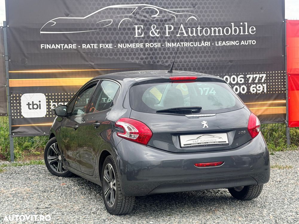 Peugeot 208 1.4 HDi FAP Style - 14