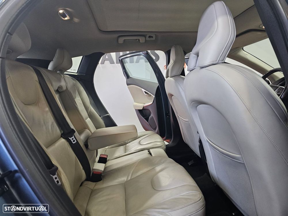 Volvo V40 1.6 D2 Momentum - 12