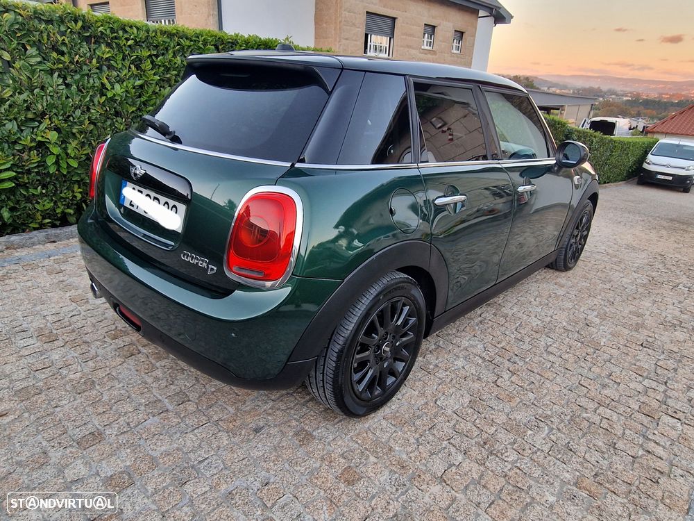 MINI 5 Portas Cooper D - 9