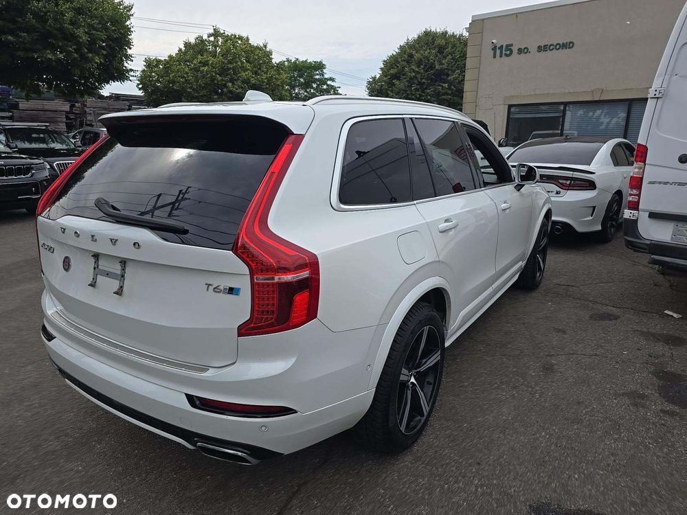 Volvo XC 90 T6 AWD R-Design - 4