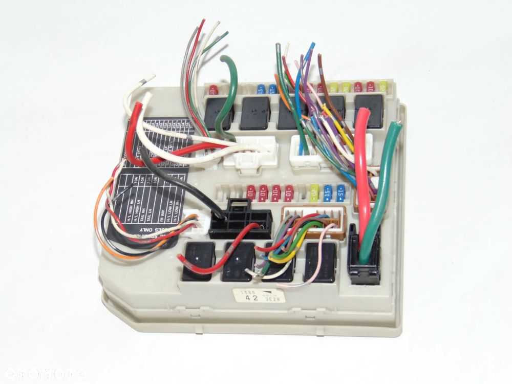 Moduł sterownik UPC UCH 1566 423E28 skrzynka bezpieczników Renault Clio 3 III Modus Nissan Micra K12 , 03-12r - 3