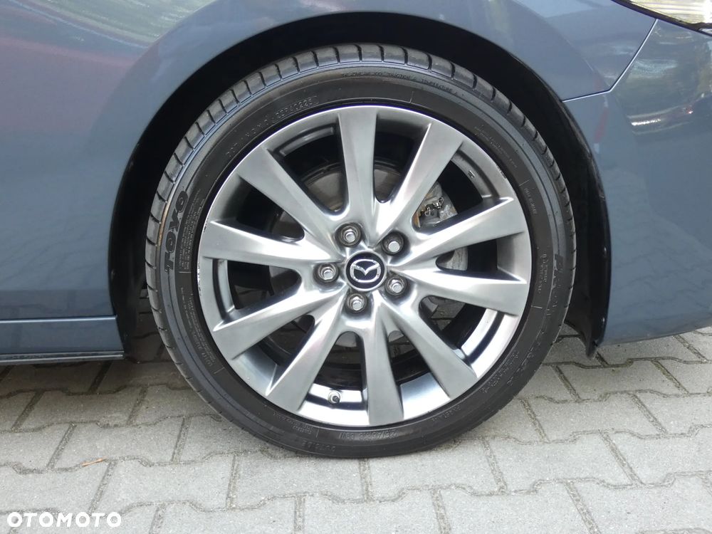 Mazda 3 2.0 mHEV Takumi - 8