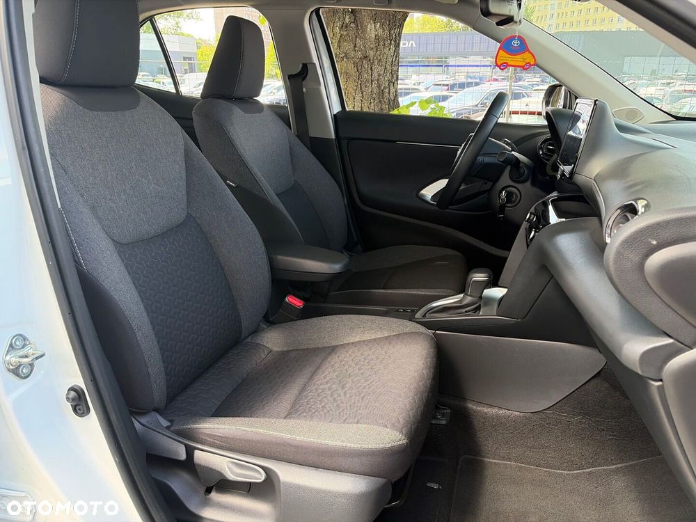 Toyota Yaris Cross Hybrid 1.5 Comfort - 16