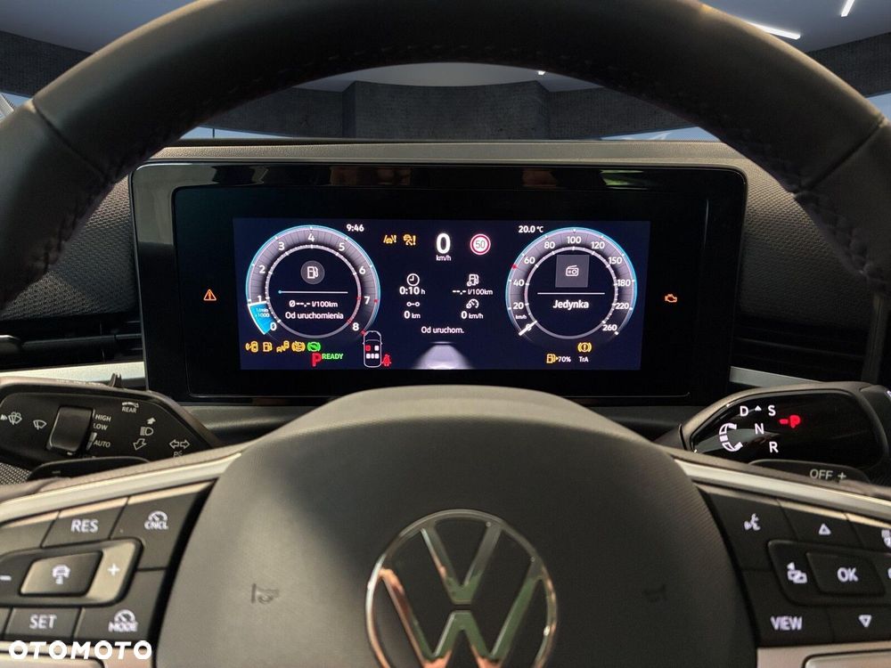 Volkswagen T-Roc - 17