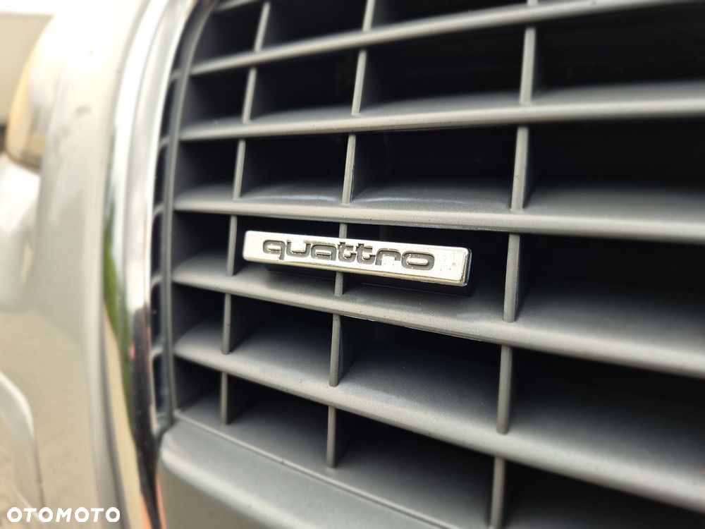Audi A3 Sportback 2.0 TDI DPF quattro Ambition - 9