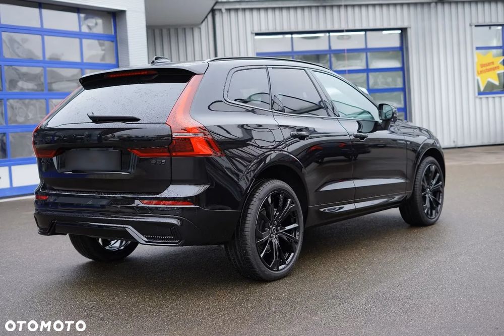 Volvo XC 60 B5 B AWD Plus Black Edition - 2