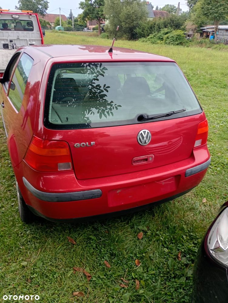 Volkswagen Golf 1.4 Goal - 4