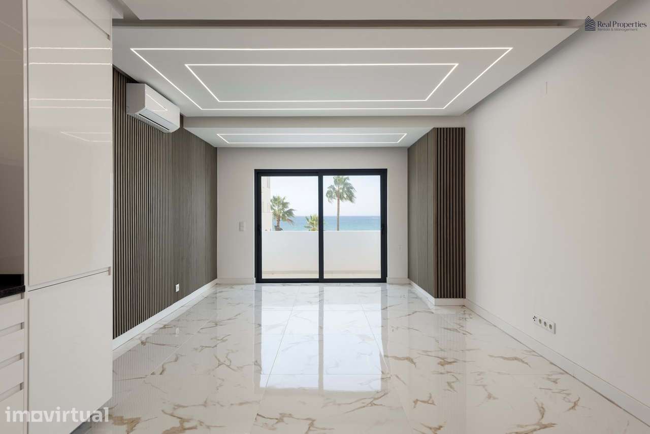 Apartamento T2 Renovado na Primeira Linha da Praia de Quarteira – Vist - Grande imagem: 3/22